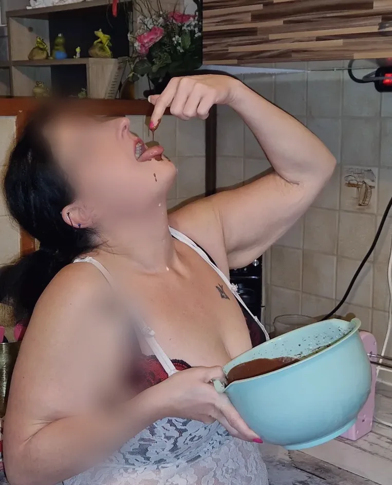 Tiia, 36