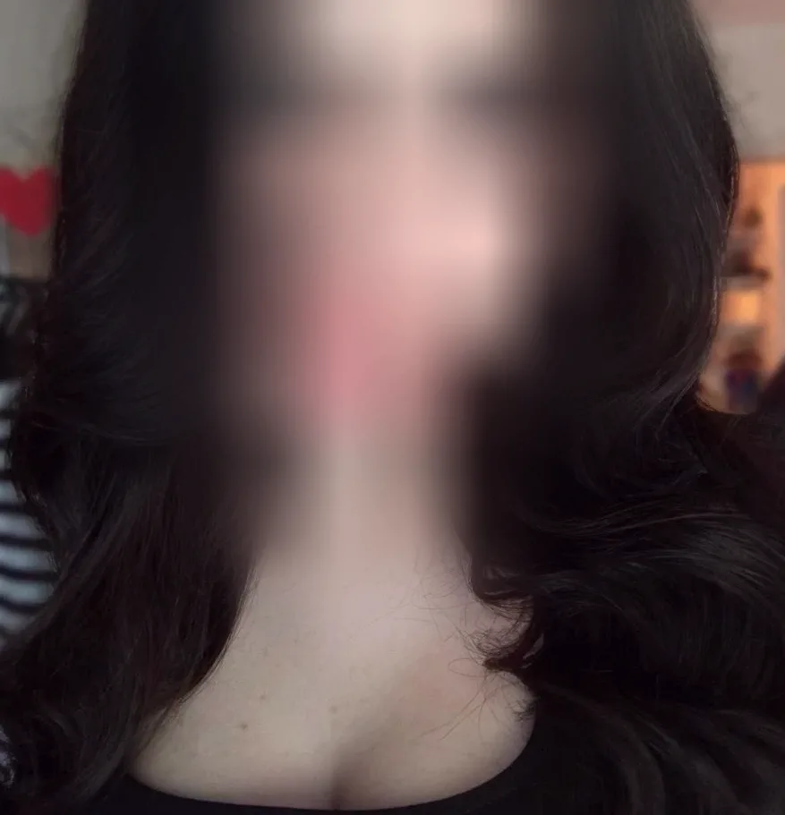 Ulla, 21